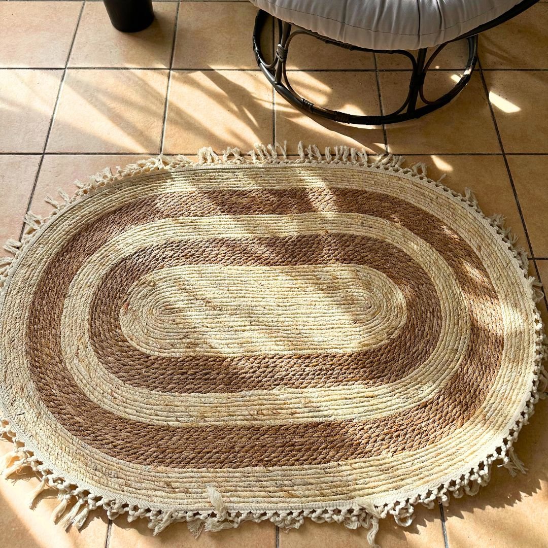Alfombra Ovalada - Ratán Natural / Flecos Decorativos / 120x80 cm - Disponible en Dreamy Home!