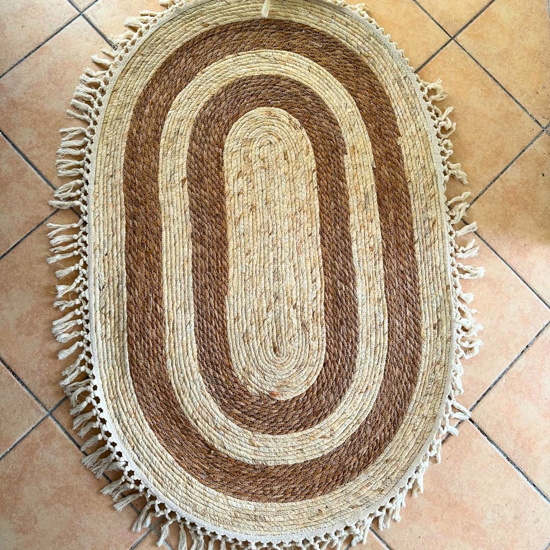 Alfombra Ovalada - Ratán Natural / Flecos Decorativos / 120x80 cm - Disponible en Dreamy Home!