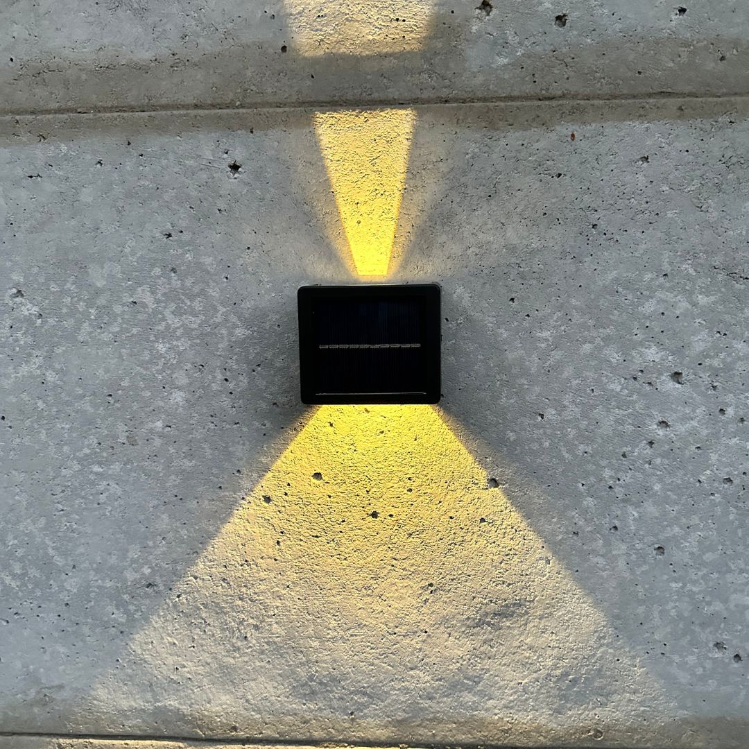 Apliqué Cuadrado Solar - Haz de Luz Ajustable / Luz Cálida y Fría / IP65 - Iluminación - Disponible en Dreamy Home!