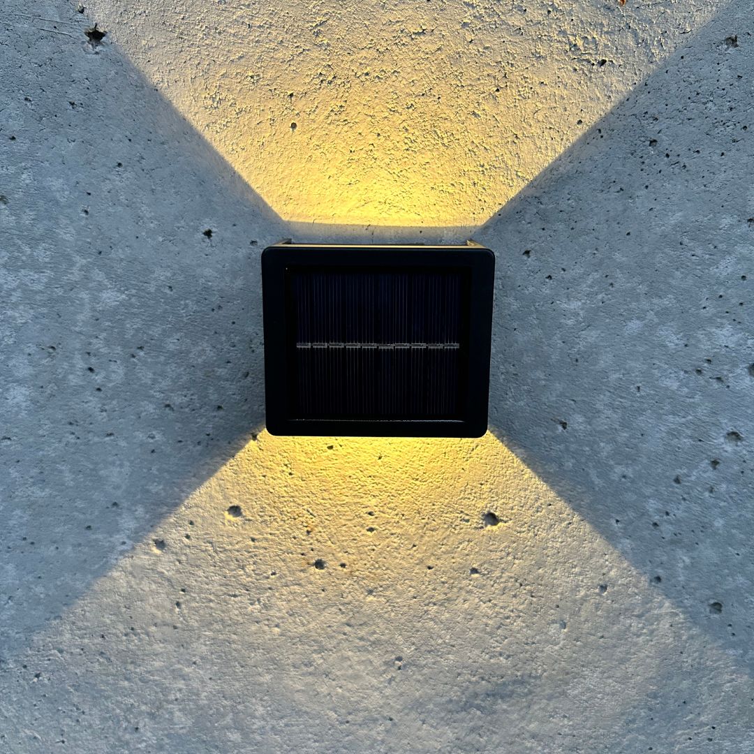 Apliqué Cuadrado Solar - Haz de Luz Ajustable / Luz Cálida y Fría / IP65 - Iluminación - Disponible en Dreamy Home!