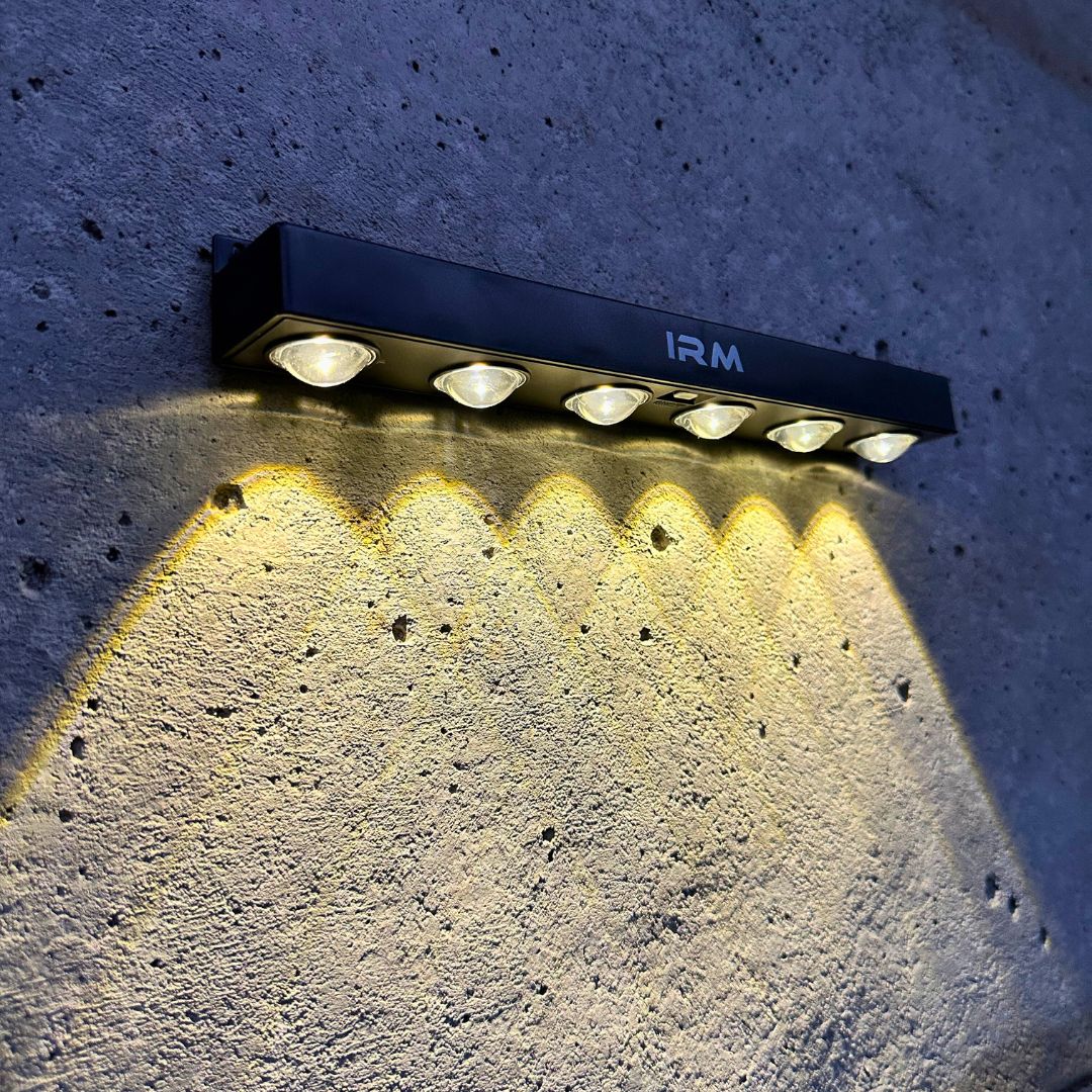 Apliqué de Escalera Premium Solar - Luz Cálida / IP65 - Disponible en Dreamy Home!