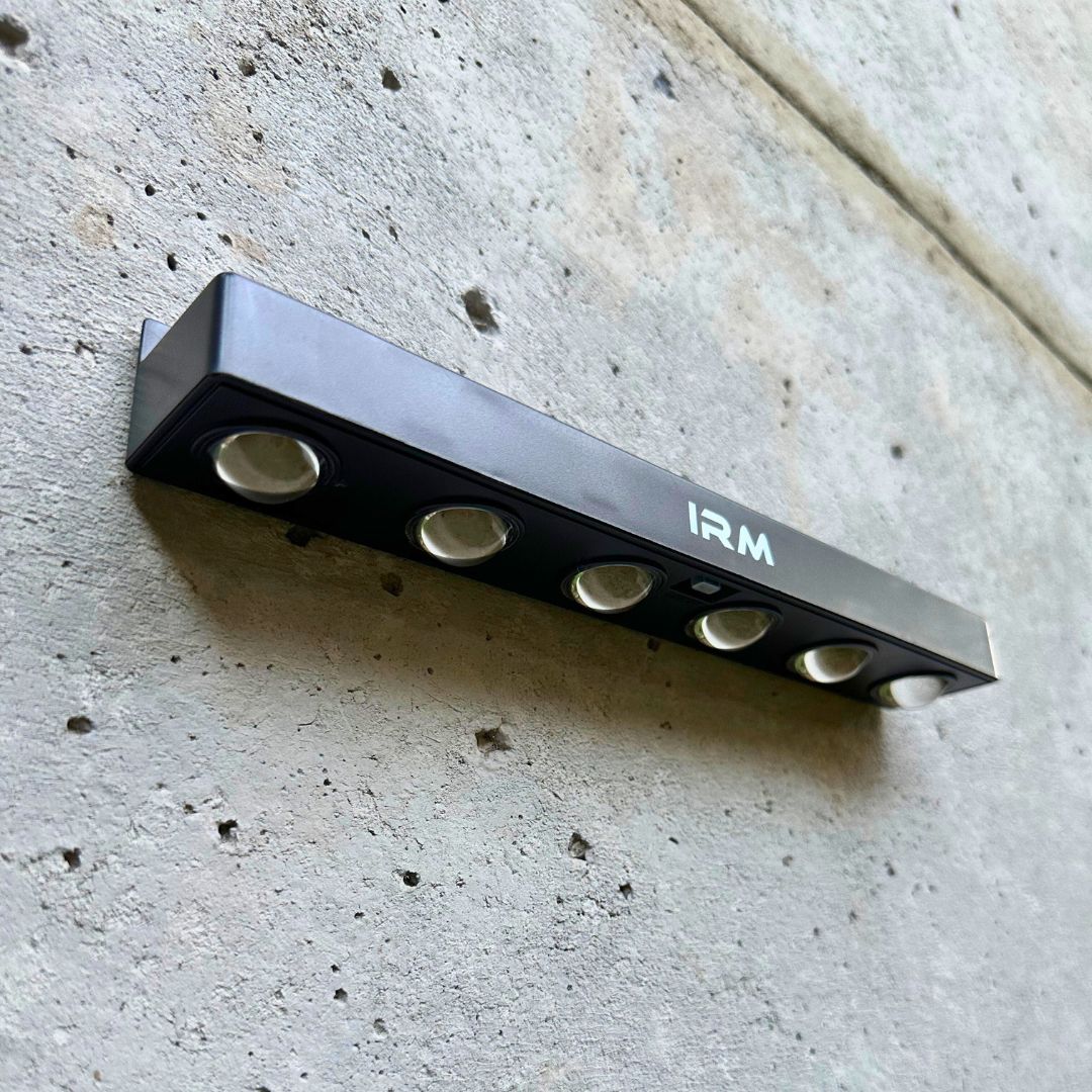 Apliqué de Escalera Premium Solar - Luz Cálida / IP65 - Disponible en Dreamy Home!