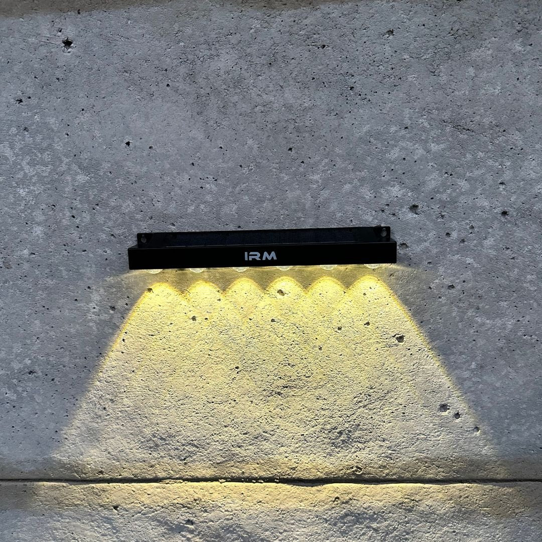 Apliqué de Escalera Premium Solar - Luz Cálida / IP65 - Disponible en Dreamy Home!