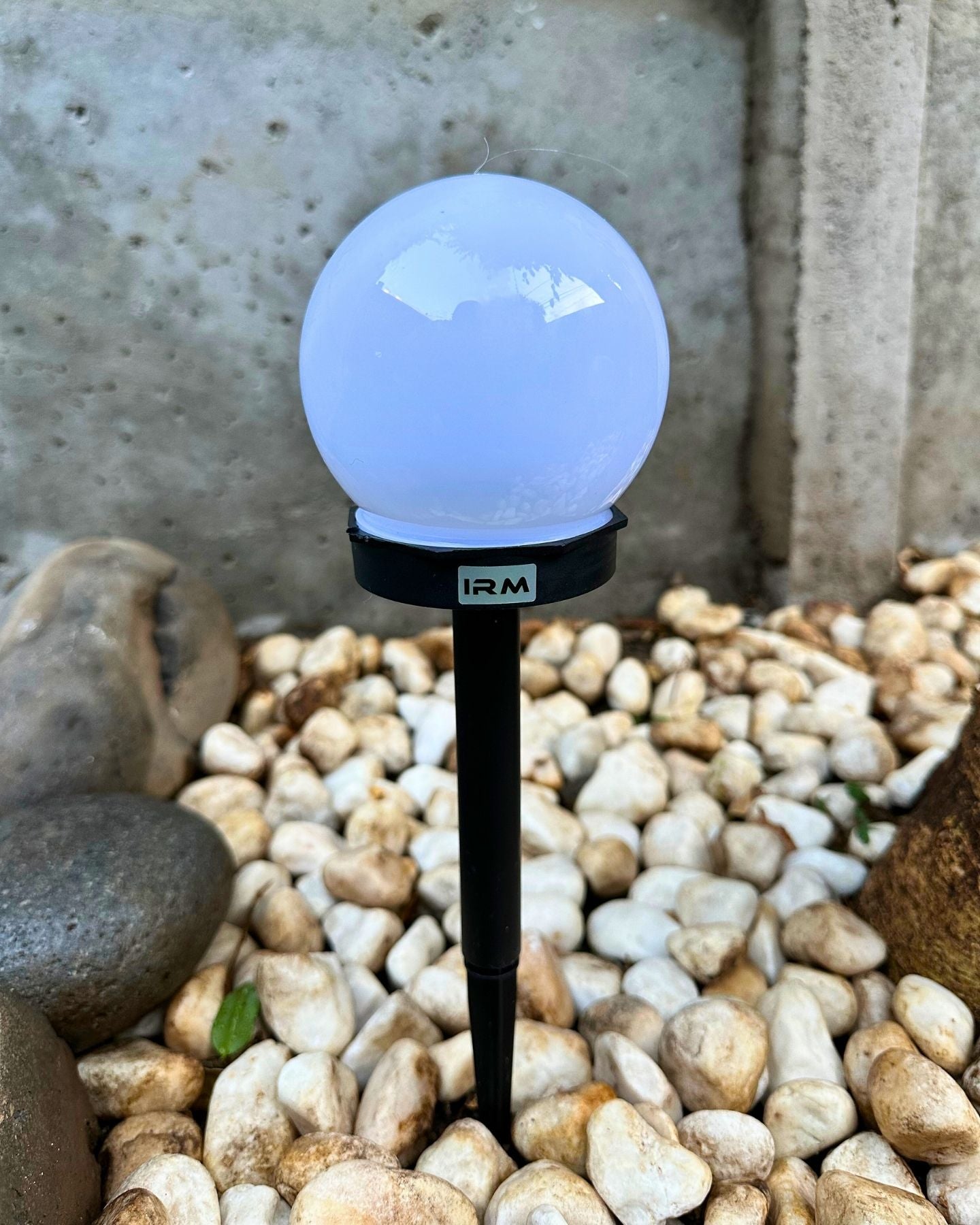 Set de 3 Estacas Esferas Solar - Luz cálida / IP65 - Disponible en Dreamy Home!