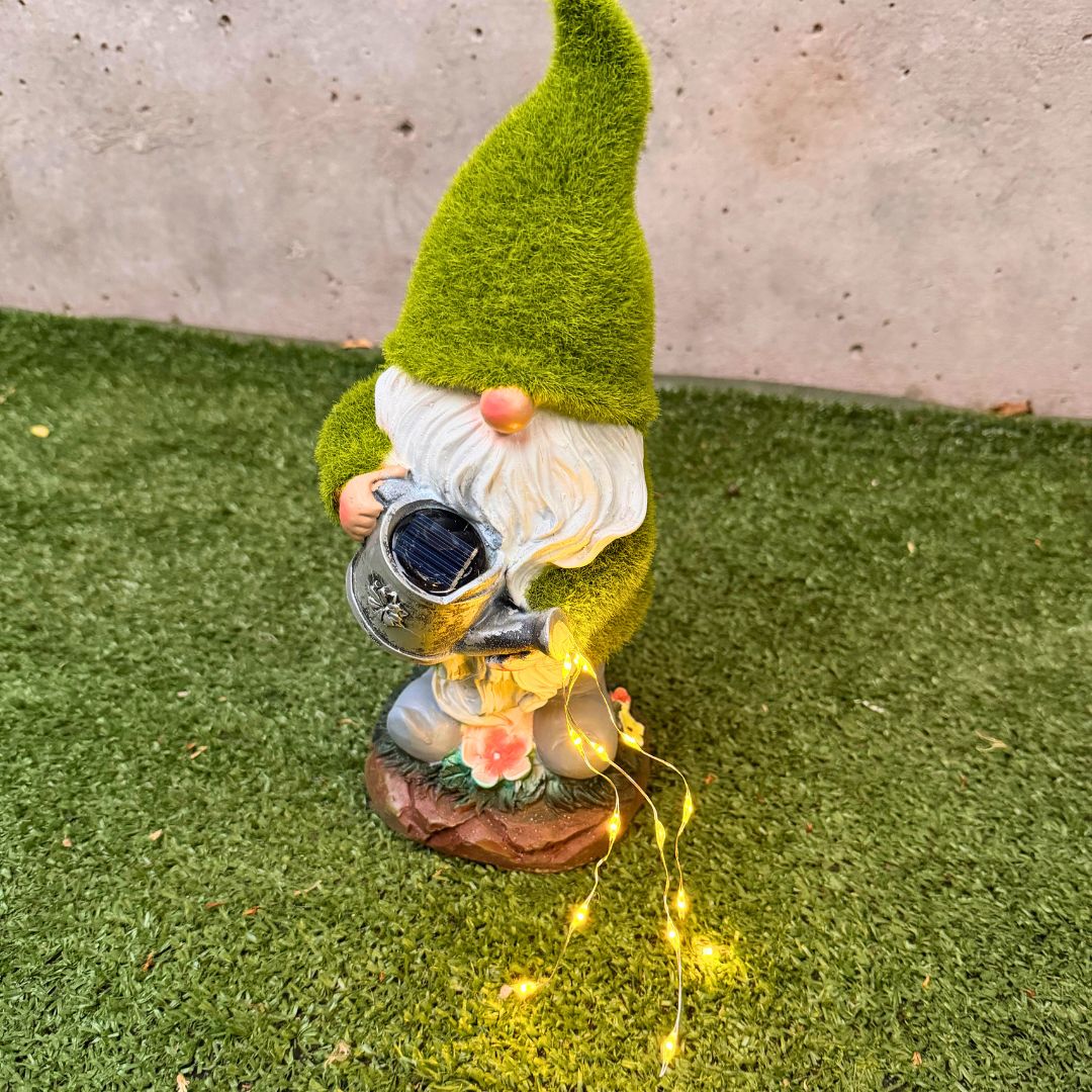 Estatua Duende Luz Hada - Resina / Luz Cálida / IP65 - Disponible en Dreamy Home!