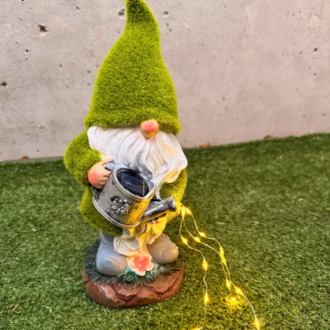 Estatua Duende Luz Hada - Resina / Luz Cálida / IP65 - Disponible en Dreamy Home!