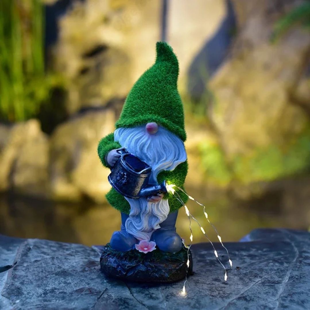 Estatua Duende Luz Hada - Resina / Luz Cálida / IP65 - Disponible en Dreamy Home!