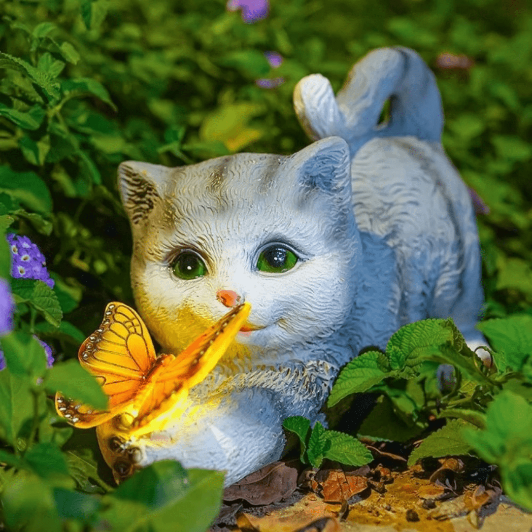 Estatua Michi Acostado Solar - Luz Cálida / IP65 / Resina - Disponible en Dreamy Home!