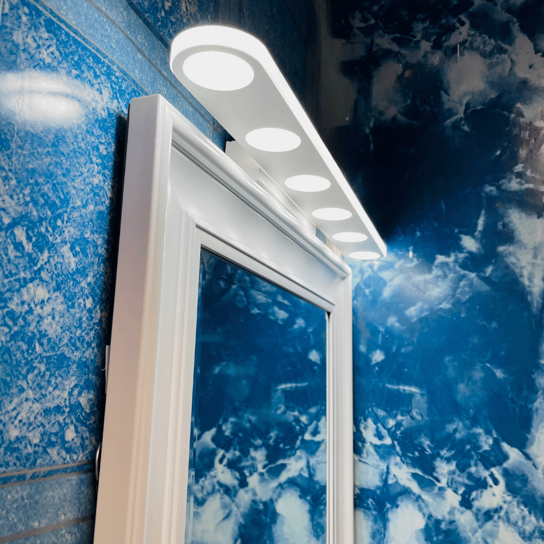 Lámpara de Pared LED Luxury - Luz Fría / Frontal / Estilo Moderno - Casa y jardín - Disponible en Dreamy Home!