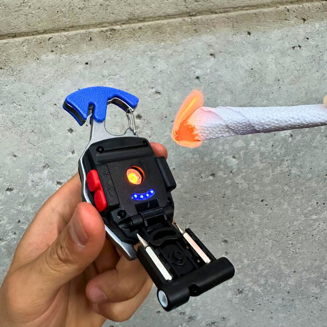 Lámpara de Bolsillo 5 en 1 - USB / Cuchilla / Encendedor - Luces nocturnas e iluminación ambiente - Disponible en Dreamy Home!