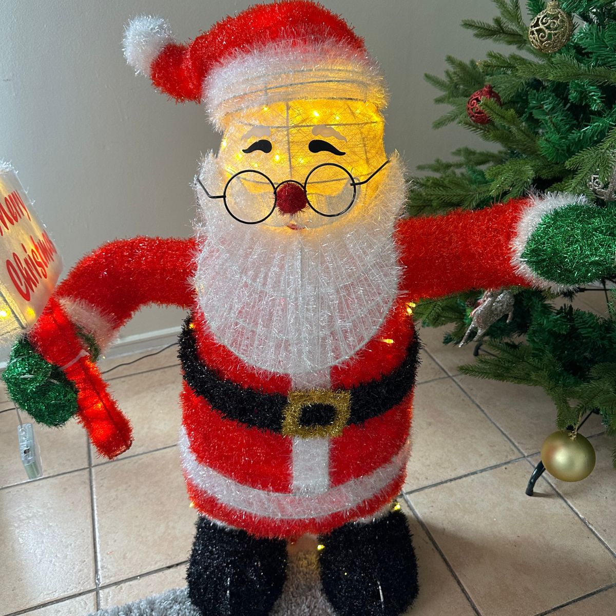 Viejo Pascuero Merry Christmas - Luz Cálida/ Pilas - Disponible en Dreamy Home!