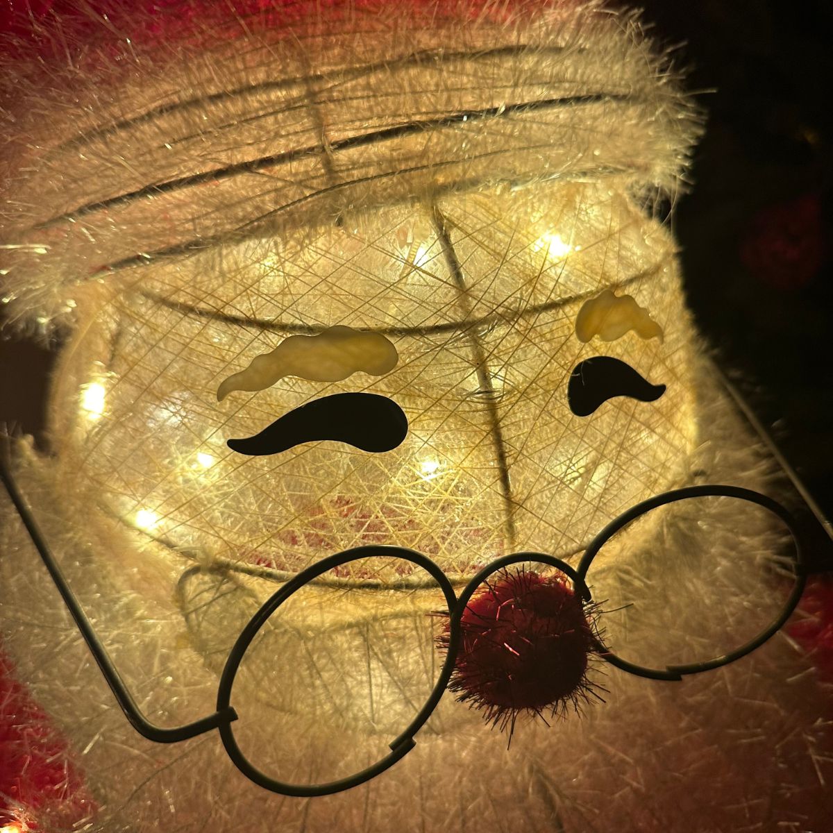 Viejo Pascuero Merry Christmas - Luz Cálida/ Pilas - Disponible en Dreamy Home!