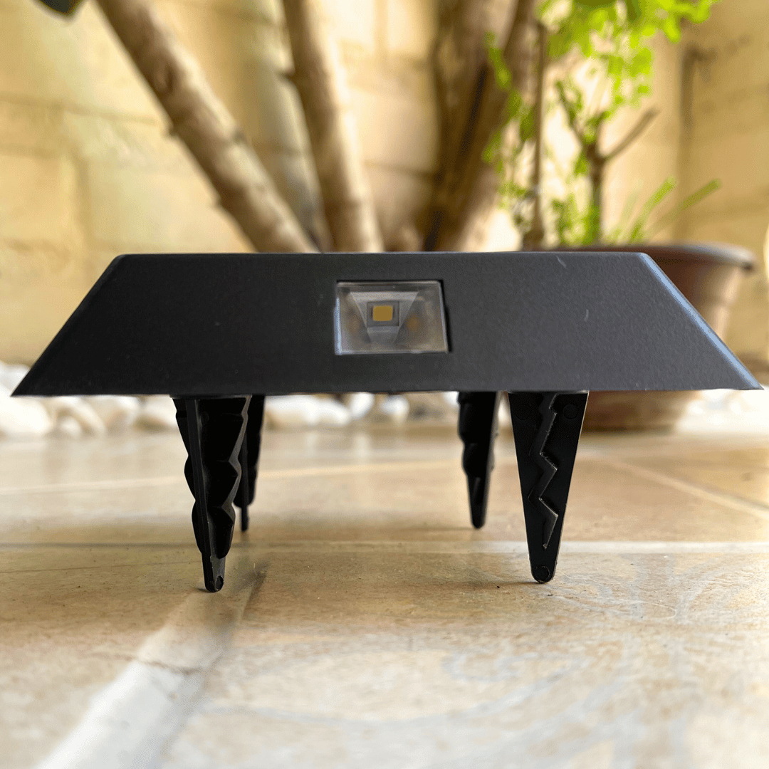 Set de 4 Apliques 360° Solar - Luz Cálida / IP65 - Disponible en Dreamy Home!