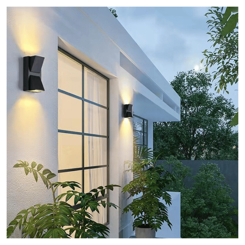 Apliqué Bidireccional - Luz Cálida / IP44 / Metal - Disponible en Dreamy Home!