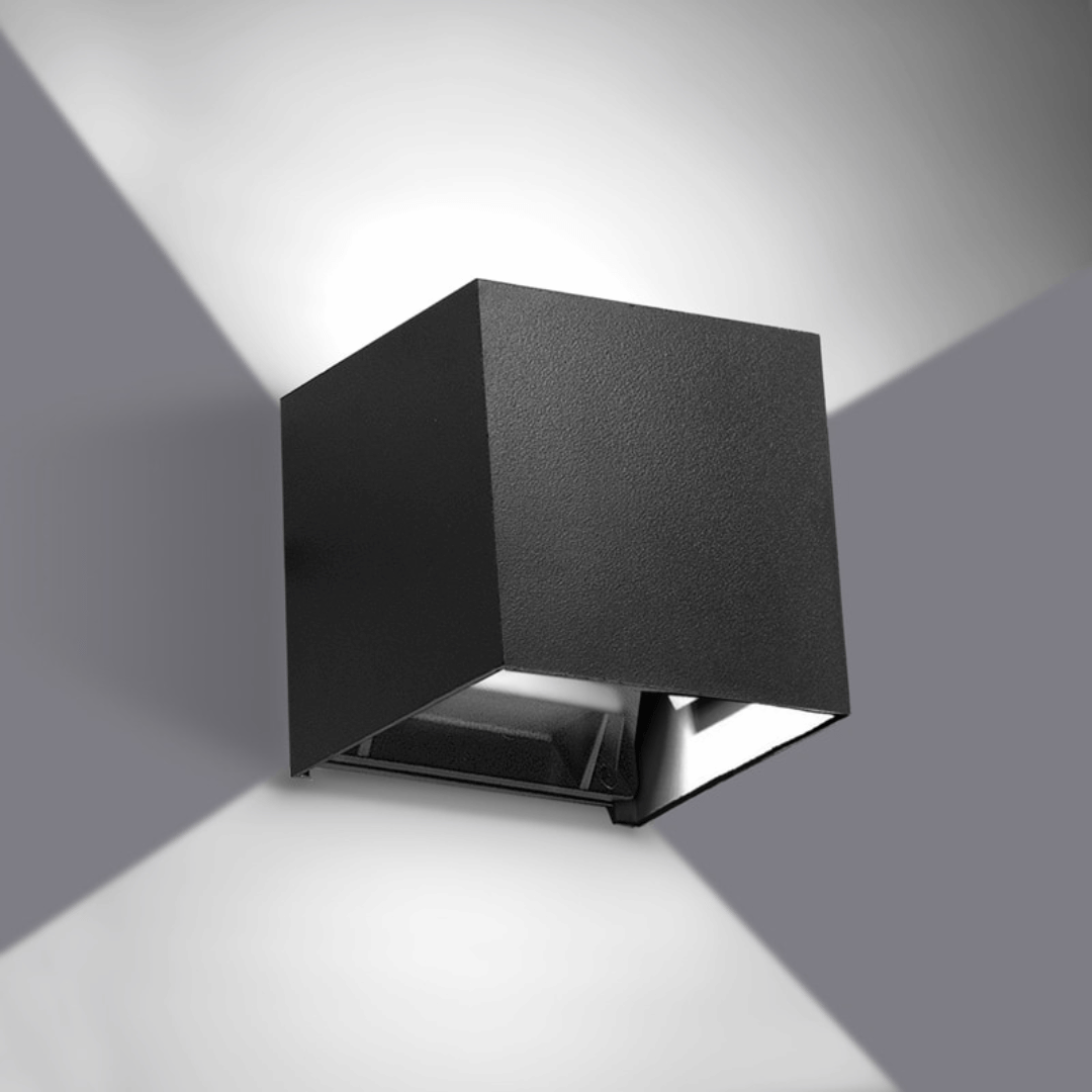 Apliqué Cuadrado Haz Ajustable - Cálido / Metal / IP44 - Disponible en Dreamy Home!