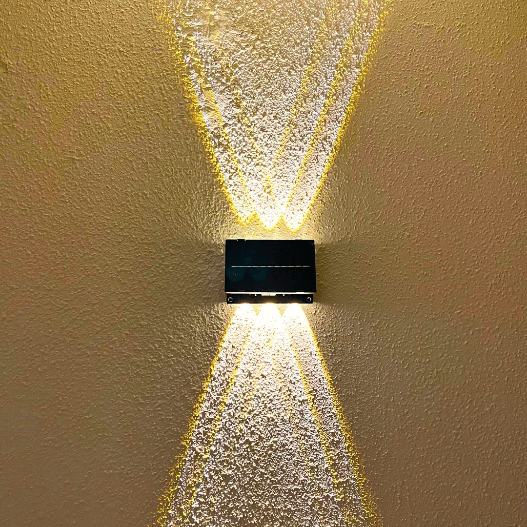 Apliqué Moderno Solar - 6W IP65 Luz Cálida - Iluminación - Disponible en Dreamy Home!