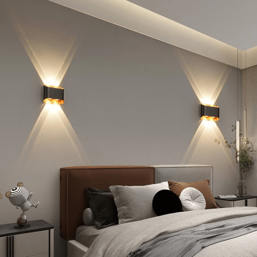 Apliqué Nordico - Luz Cálida / IP44 / Metal - Disponible en Dreamy Home!
