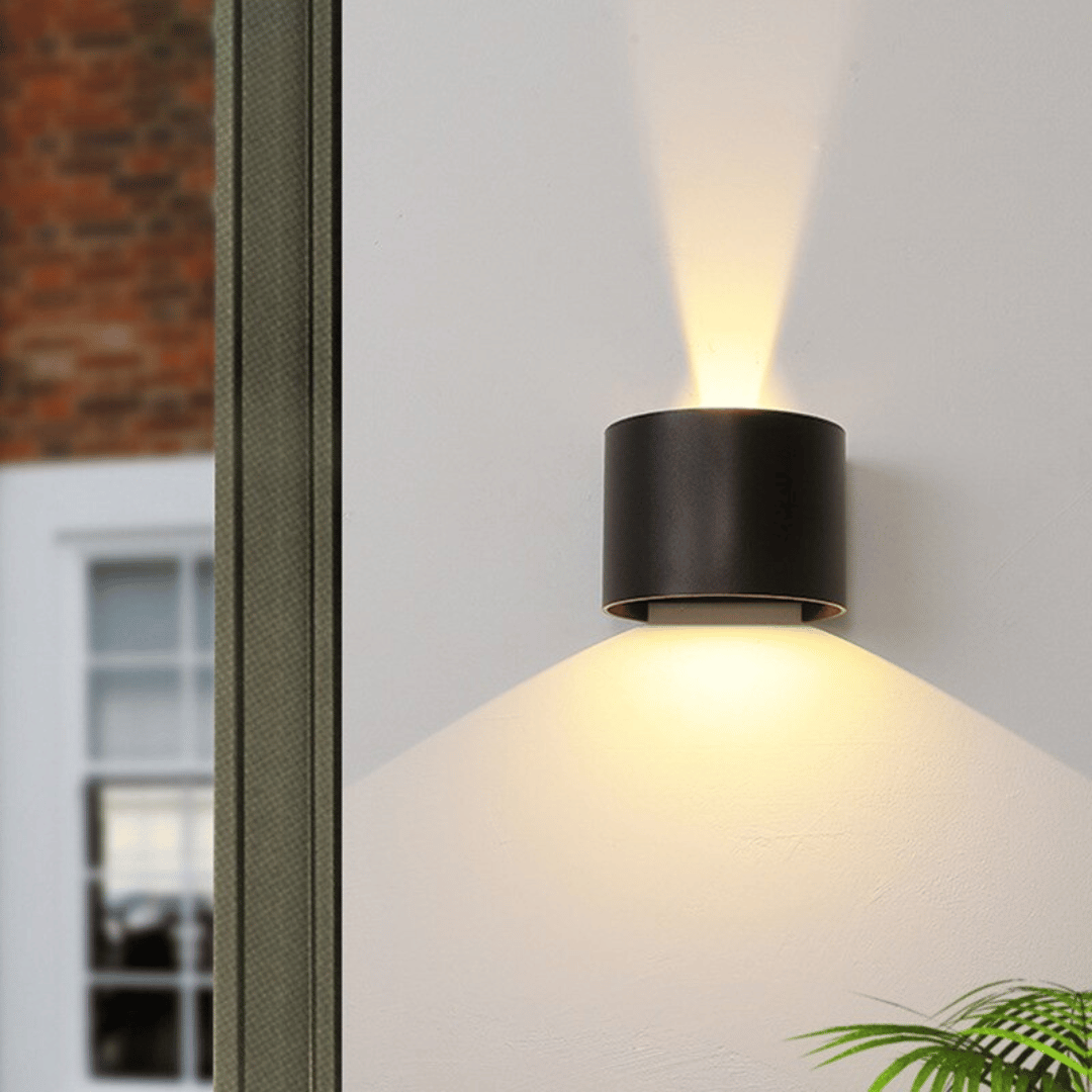 Apliqué Redondo Luz Ajustable - Cálido / Metal / IP44 - Disponible en Dreamy Home!