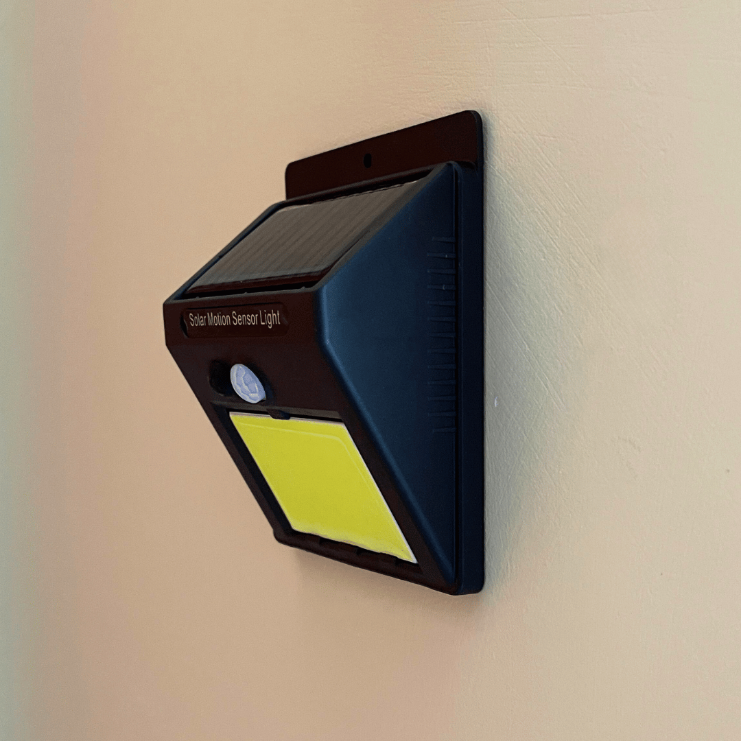 Apliqué Solar Estándar - 10W / Luz Fría / IP65 - Iluminación - Disponible en Dreamy Home!