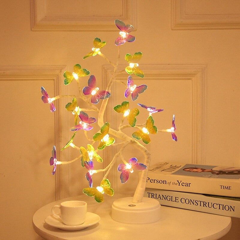 Árbol Led Diseños - USB o Pilas / Luz Cálida / 45 x 30 cm - Disponible en Dreamy Home!
