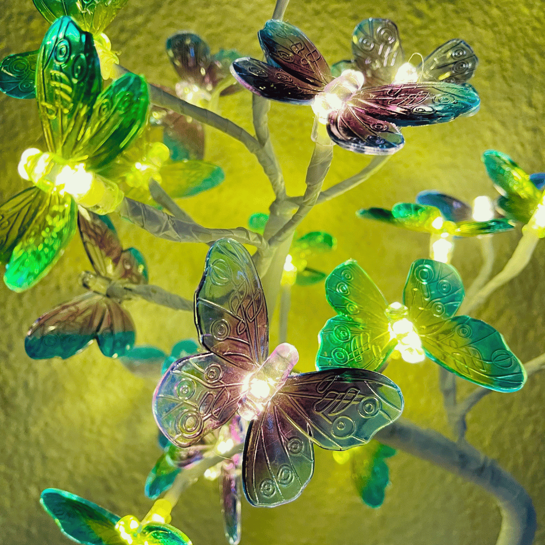 Árbol Led Diseños - USB o Pilas / Luz Cálida / 45 x 30 cm - Disponible en Dreamy Home!