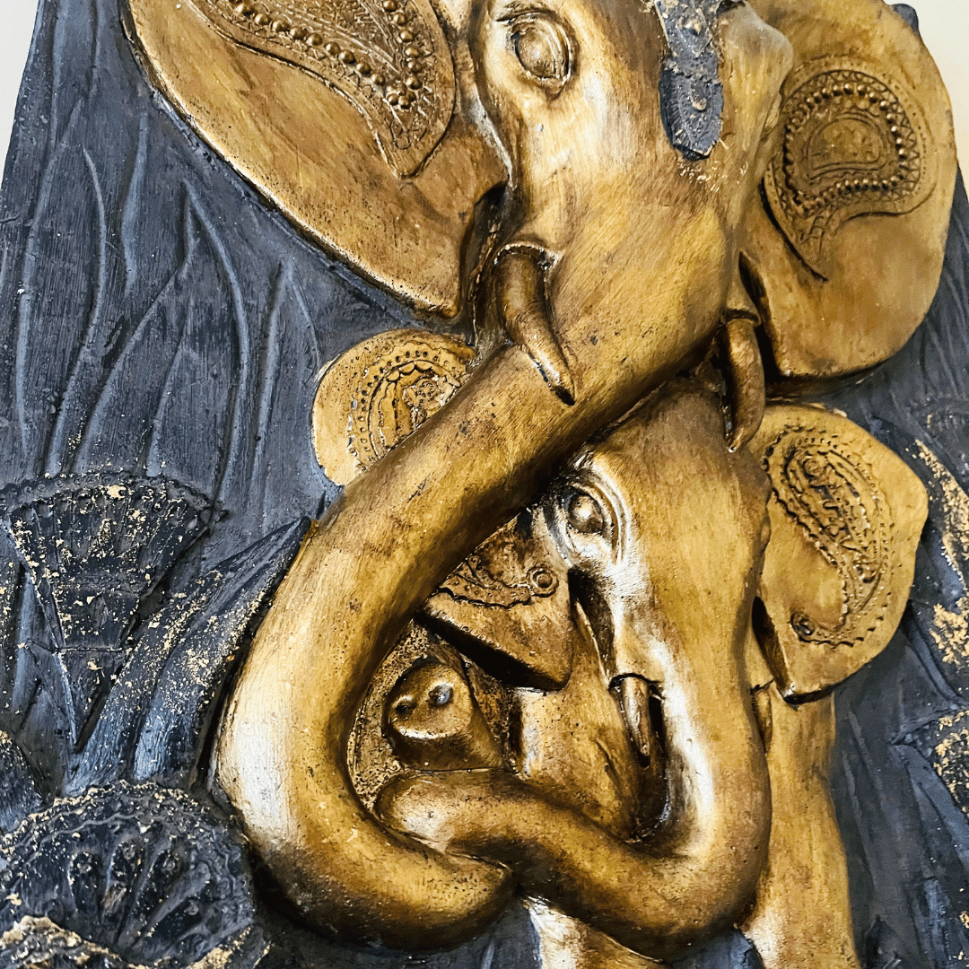 Cuadros Tailandia - Relieve / Color Negro Dorado / 45x56 cm / Resina - Decoración - Disponible en Dreamy Home!