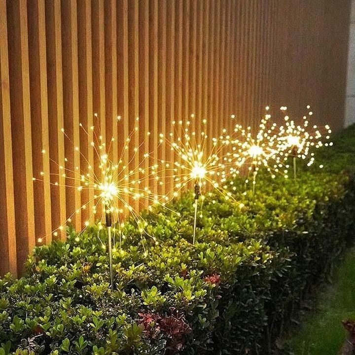 Set de 2 Estacas Firework Solar - Luz Cálida o Multicolor / IP65 / Altura 84 cm - Disponible en Dreamy Home!