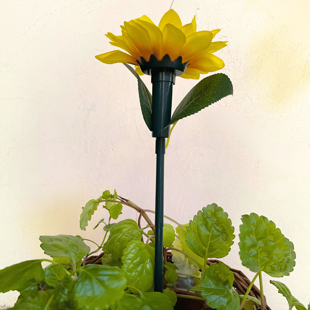 Estaca Girasol con Ave Voladora - Solar / Movimiento / IP65 - Disponible en Dreamy Home!