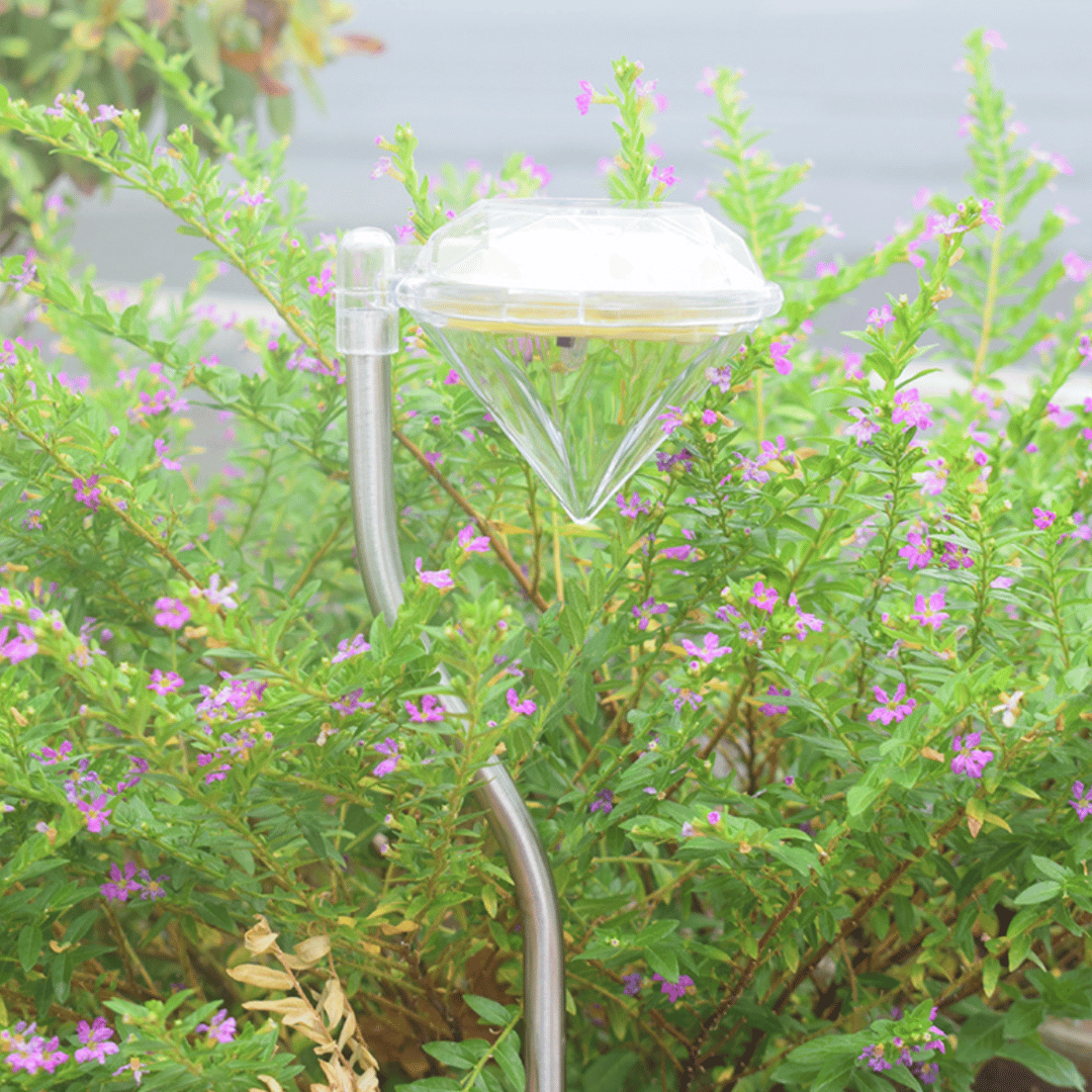 Set de 4 Estacas Cristales Solar - Luz Cálida o Fría / IP65 - Disponible en Dreamy Home!