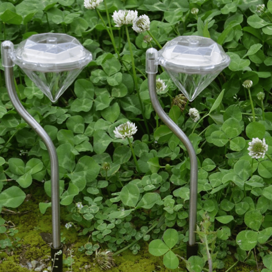 Set de 4 Estacas Cristales Solar - Luz Cálida o Fría / IP65 - Disponible en Dreamy Home!