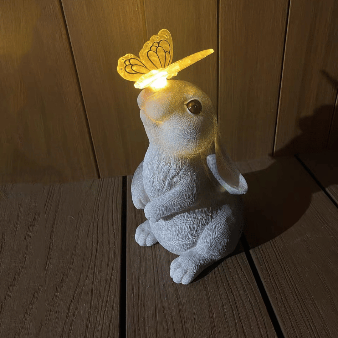 Estatua de Conejo Solar - Resina / Luz Cálida / IP65 - Disponible en Dreamy Home!