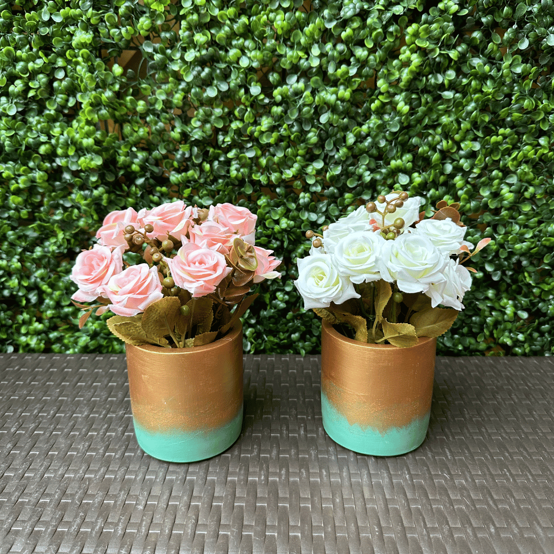 Rosa de Té Artificial - Macetero Cerámico / Rosa o Blanco - Disponible en Dreamy Home!