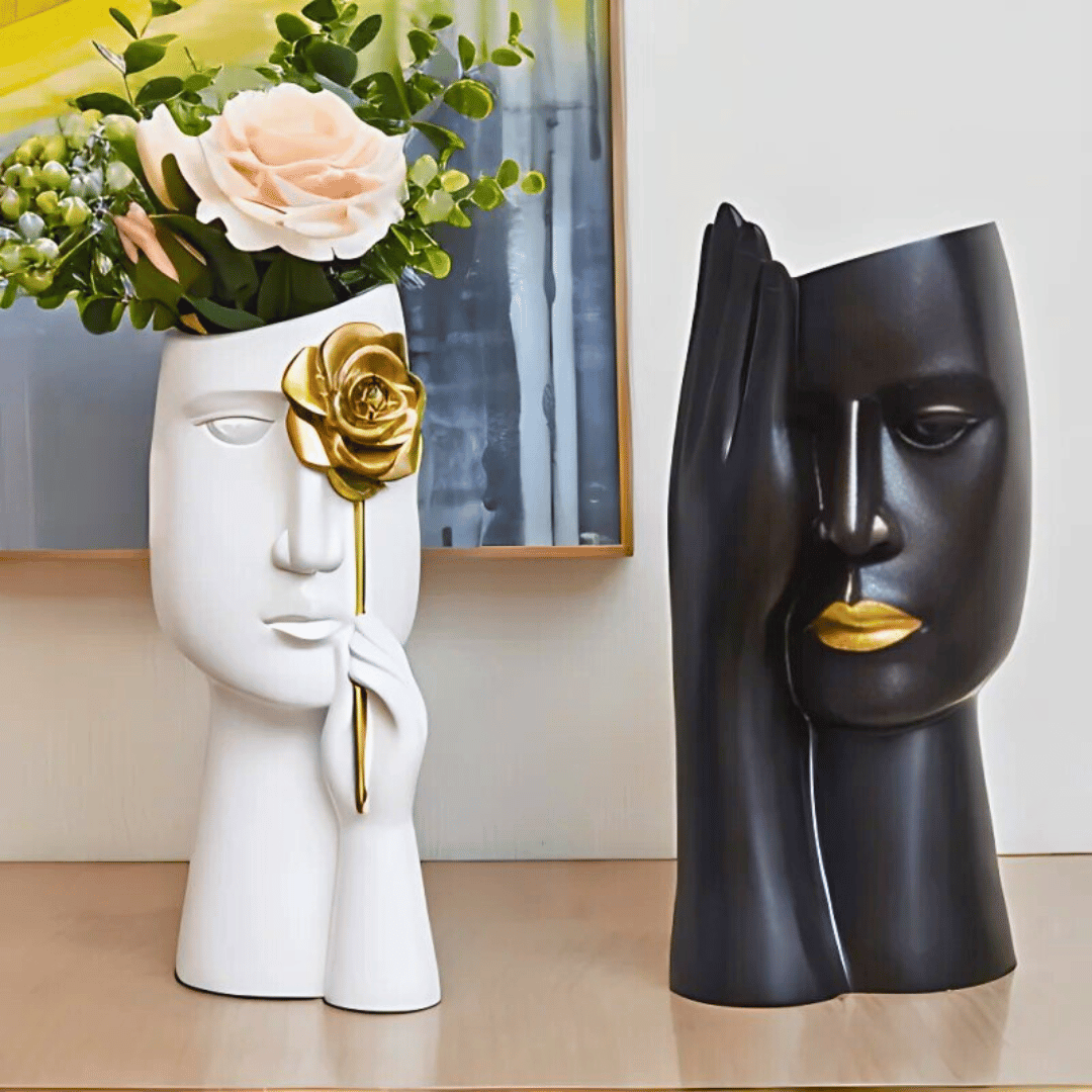 Florero Decorativo Rostro - 12,5x26 cm / Detalle Dorado / Cerámica - Disponible en Dreamy Home!