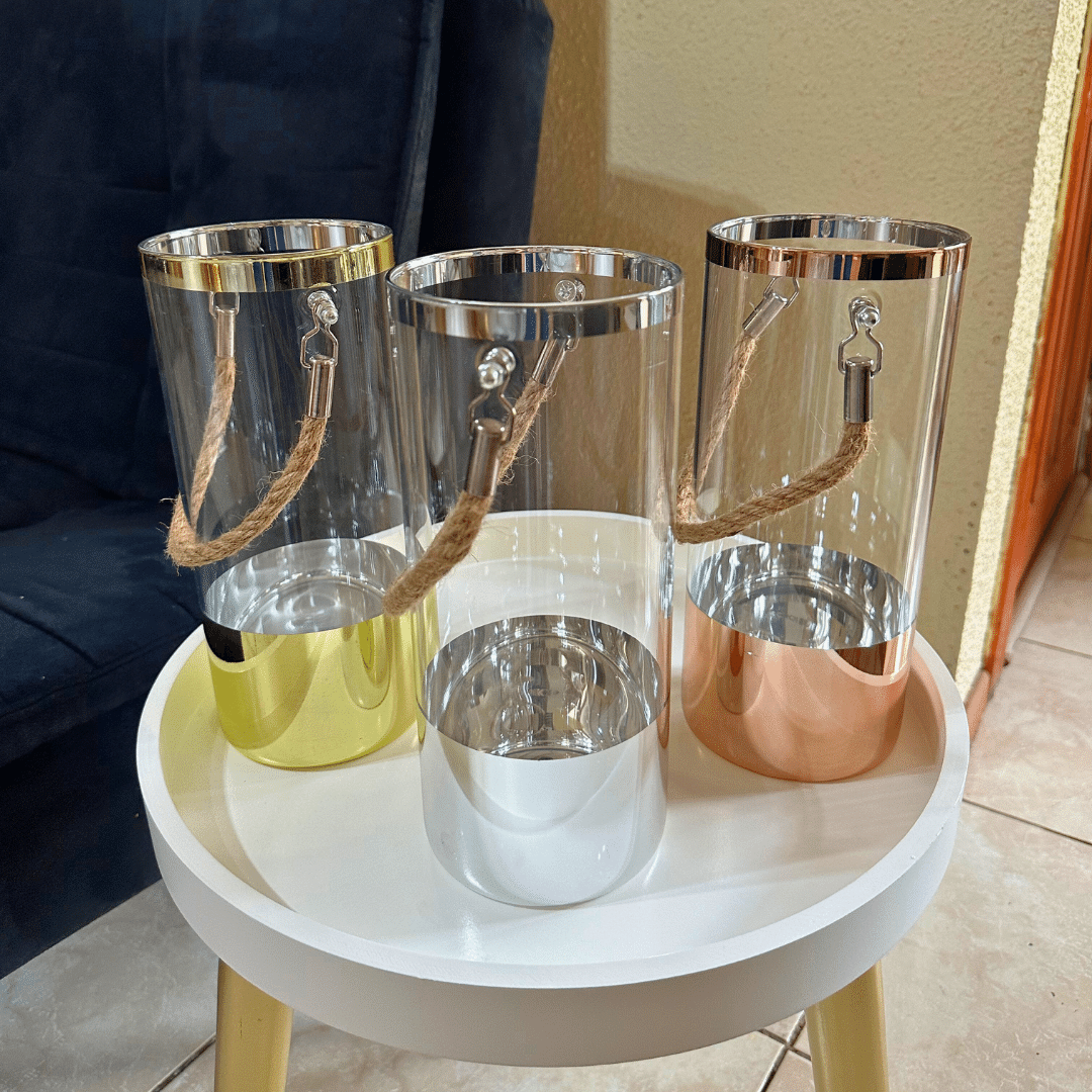 Florero Glamour - Vidrio Transparente / Base Metálica / Cordel / 25 cm - Disponible en Dreamy Home!