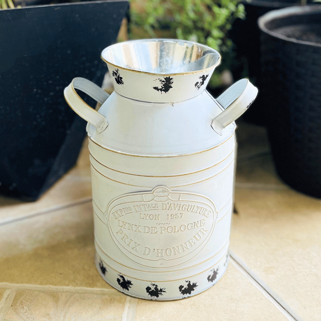 Florero Jarrón Metálico Vintage - 26 x 16 cm - Disponible en Dreamy Home!