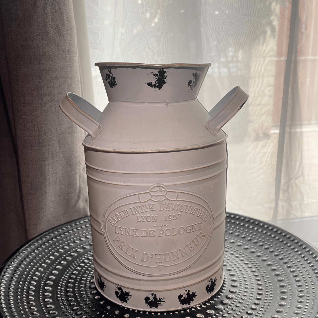 Florero Jarrón Metálico Vintage - 26 x 16 cm - Disponible en Dreamy Home!