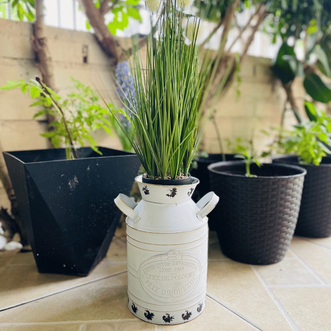 Florero Jarrón Metálico Vintage - 26 x 16 cm - Disponible en Dreamy Home!