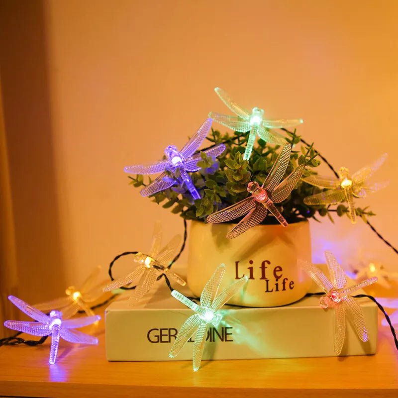 Guirnalda de Libélulas Solares - Luz Cálida o Multicolor / Largo 5 m / IP65 - Disponible en Dreamy Home!