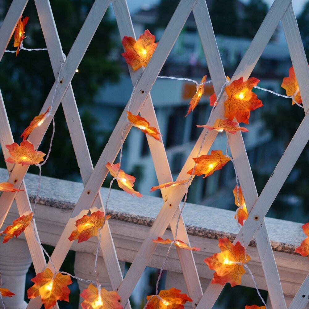 Luces Hojas Otoño Solar - 30 Luces 5 m Luz Cálida IP 44 - Disponible en Dreamy Home!