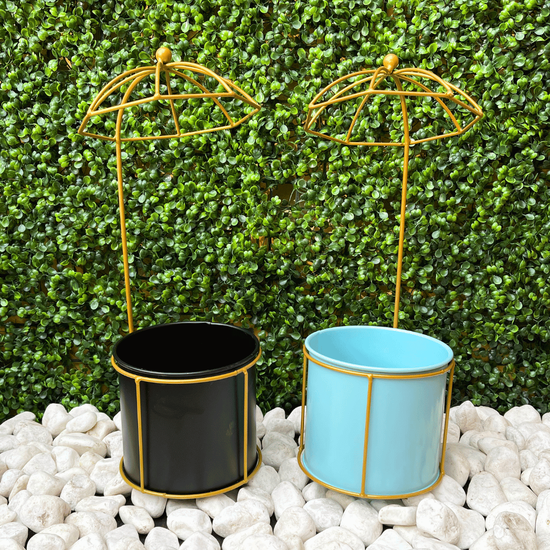 Macetero Umbrella - Estructura Metálica Dorada / Base Negra / 38 cm Alto - Decoración - Disponible en Dreamy Home!