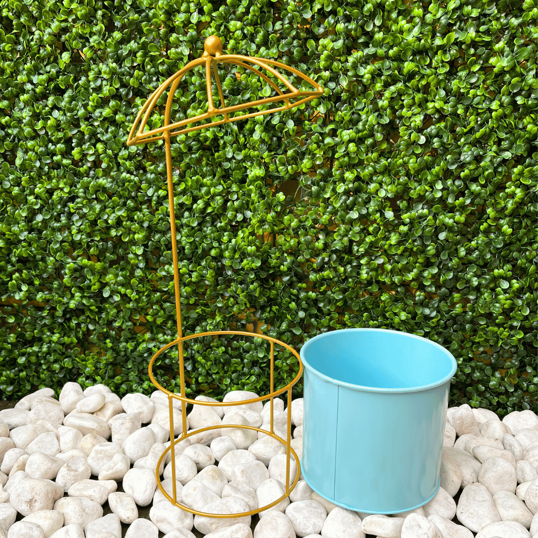 Macetero Umbrella - Estructura Metálica Dorada / Base Negra / 38 cm Alto - Decoración - Disponible en Dreamy Home!