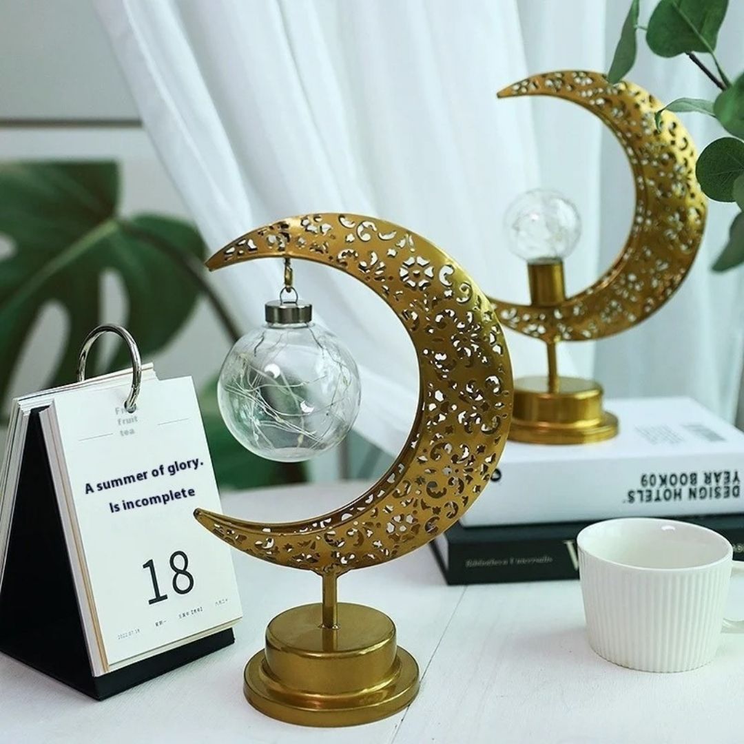 Lámpara Decorativa Luna Dorada - Luz Cálida / Pilas AA