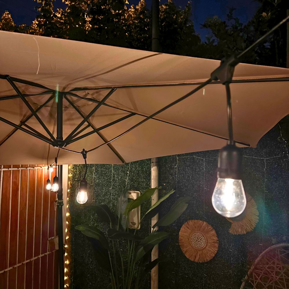 Cadena de Luz Cálida con Ampolletas Intercambiables - 10 m IP65-Dreamy Home