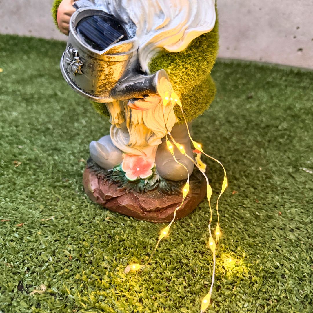 Estatua Duende Luz Hada - Resina / Luz Cálida / IP65 - Disponible en Dreamy Home!