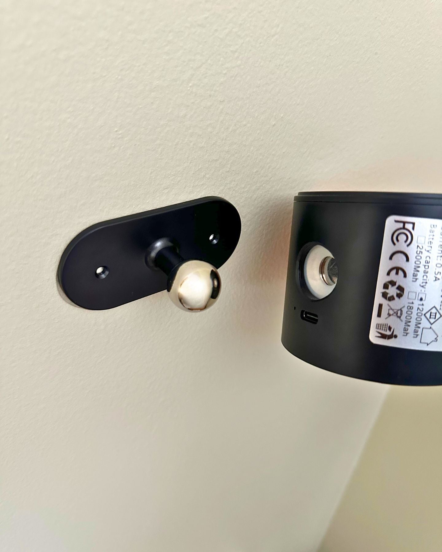 Lámpara de Velador Bidireccional 360° - USB Recargable / Control Remoto - Disponible en Dreamy Home!