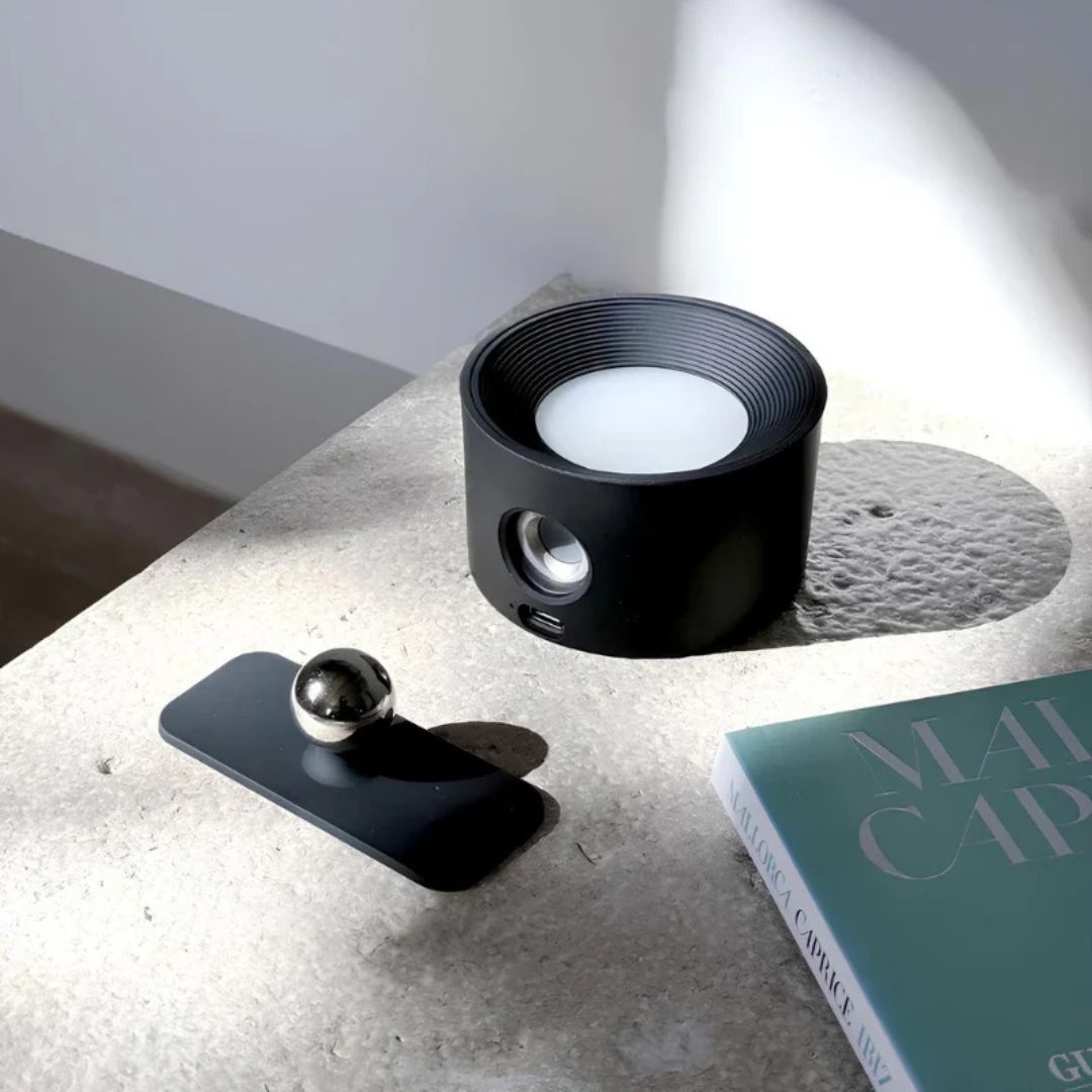 Lámpara de Velador Bidireccional 360° - USB Recargable / Control Remoto - Disponible en Dreamy Home!