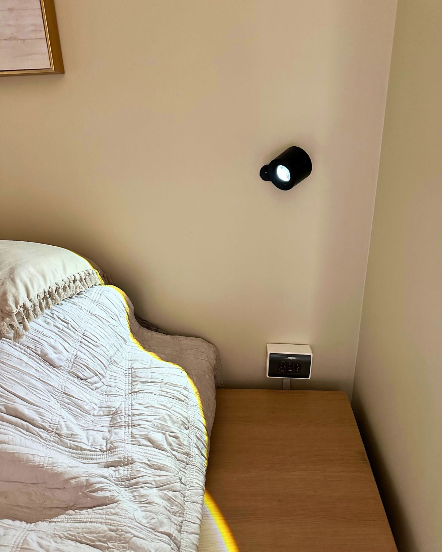 Lámpara de Velador Bidireccional 360° - USB Recargable / Control Remoto - Disponible en Dreamy Home!