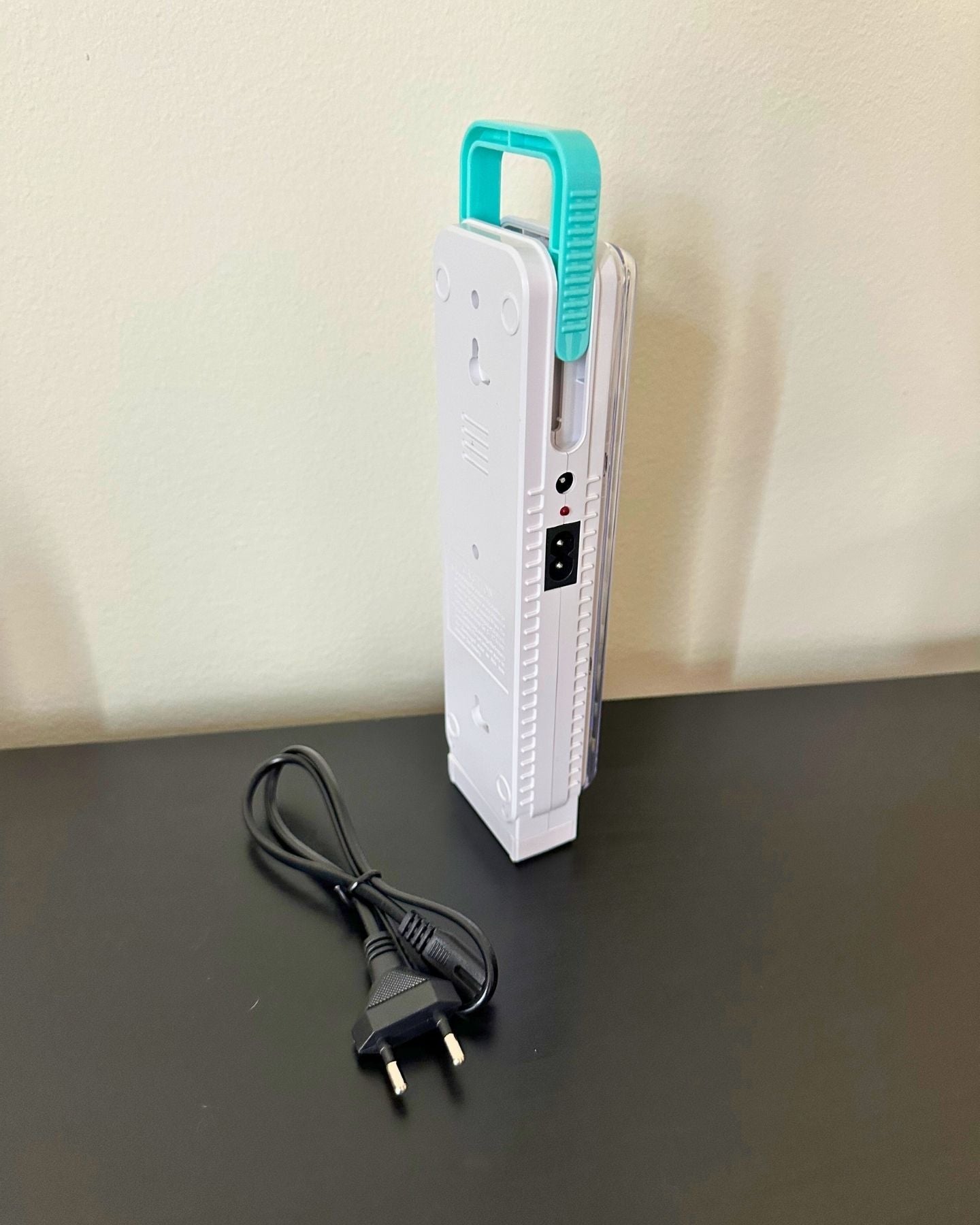 Lámpara Recargable Voltix - Eléctrica/ Luz Fría - Dreamy Home