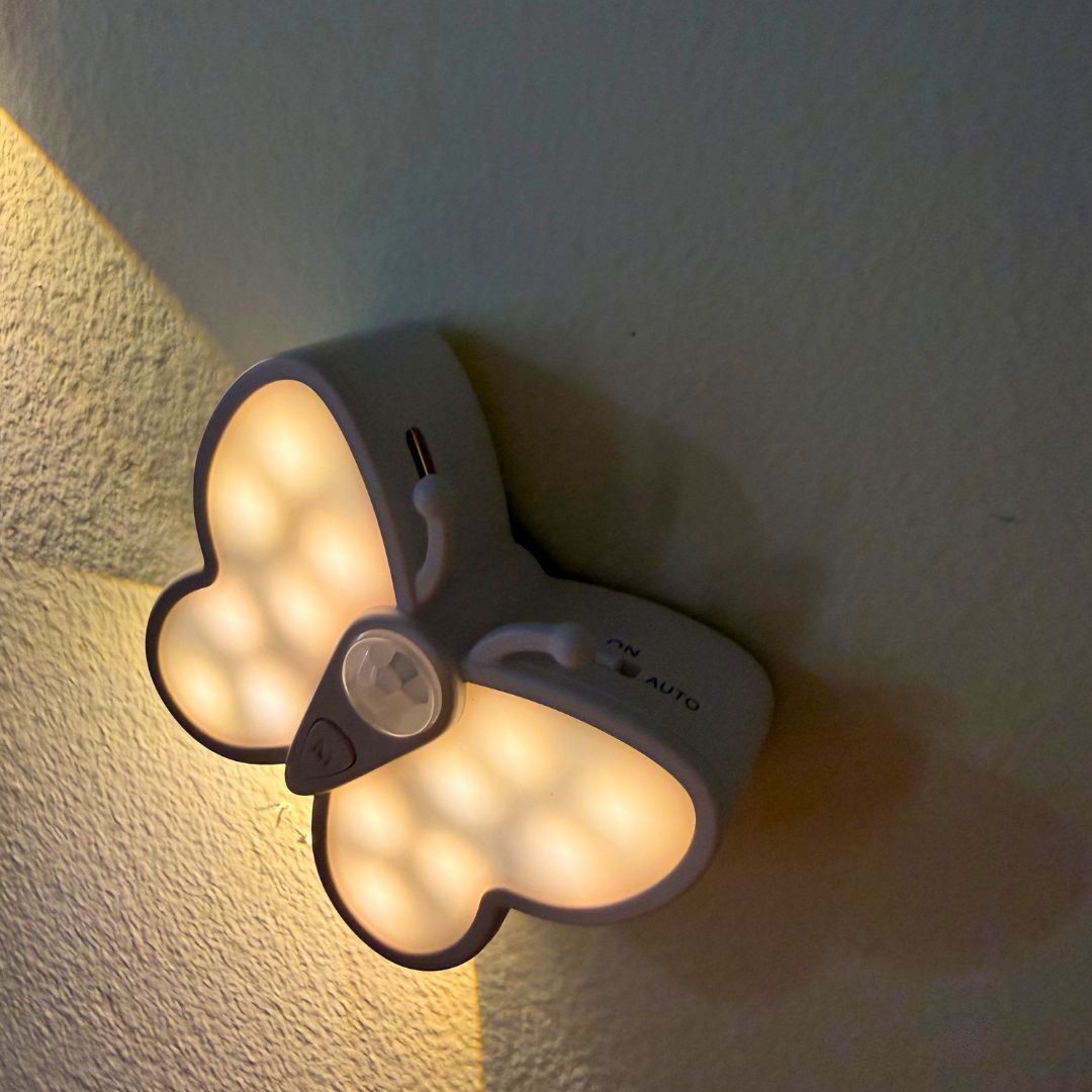 Luz Mariposa Recargable - Sensor de Movimiento / Cálido / USB-C - Luces nocturnas e iluminación ambiente - Disponible en Dreamy Home!