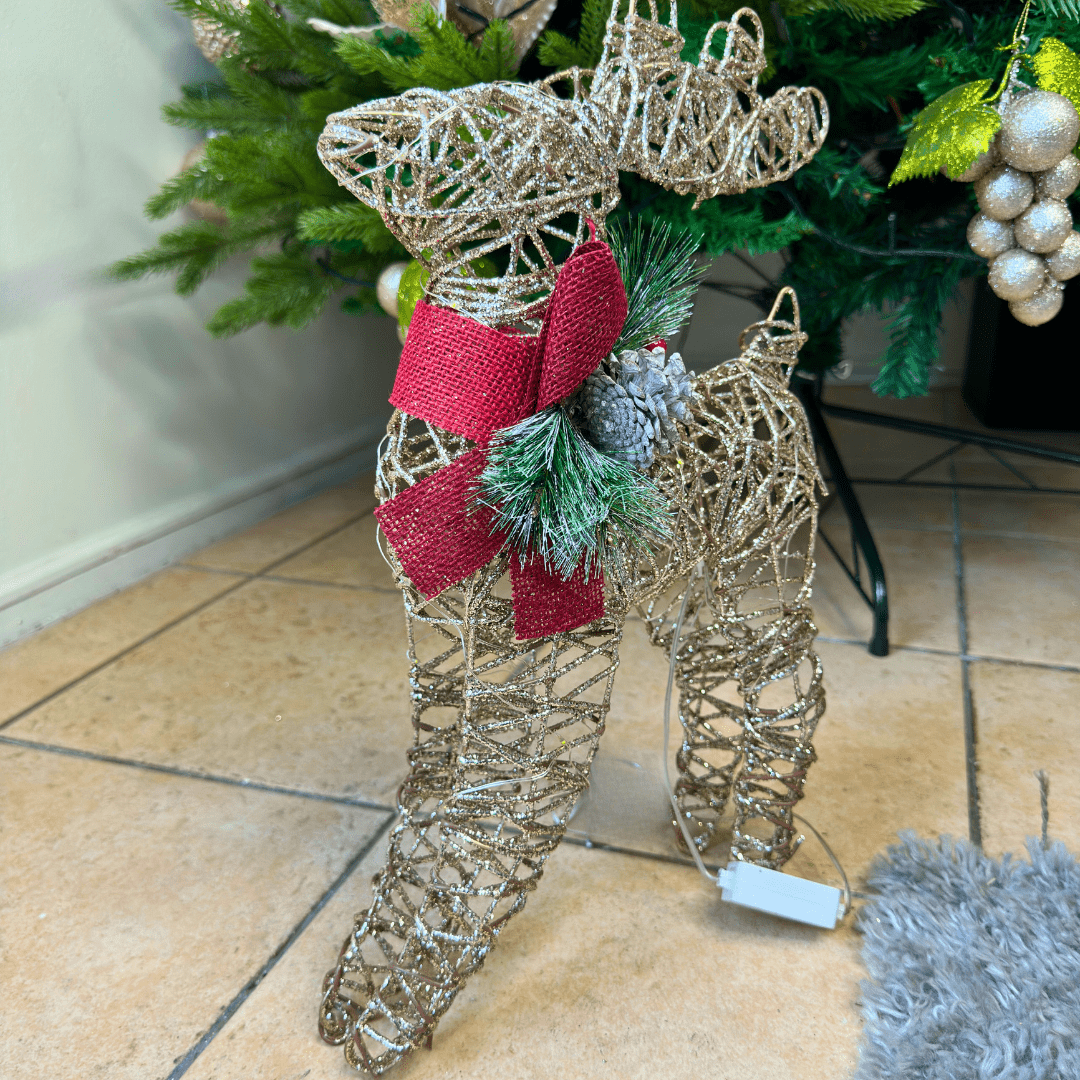 Reno Luminoso - Luz Cálida/Enchufe - Disponible en Dreamy Home!